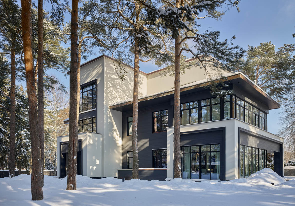 Contemporary Family House Nestled in New Forest